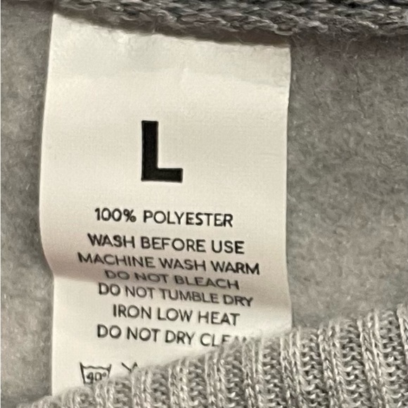 Hotter Than a $2 Pistol Retro Cowgirl Heather Gray Crewneck Sweatshirt - Picture 7 of 9